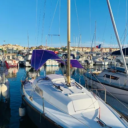 Nuit Insolite A Bord D'un Voilier Botel